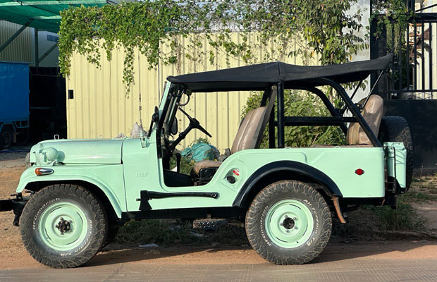 Pre-wedding Jeep Rental